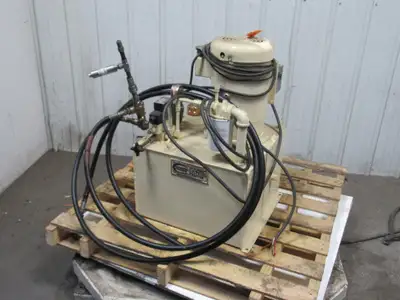 Continental PVR6-8B20-RF-0-1 20 Gallon 7.5Hp 208-230/460V Hydraulic Unit