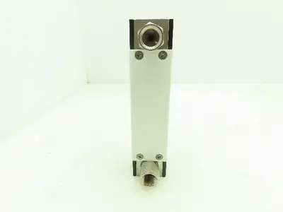 Brooks  1350ELC9CJE1A Show-Rate Flow Meter 200 PSIG At 250F