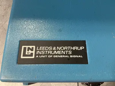 Used LEEDS & NORTHRUP INSTRUMENTS 9696 Multi-function Process Calibrators Ohio US | HGR 24 #1357191