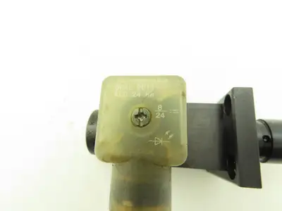 Moog Hydrolux WES22E10C1B1SBN Hydraulic Cartridge Valve 24V HPN630458