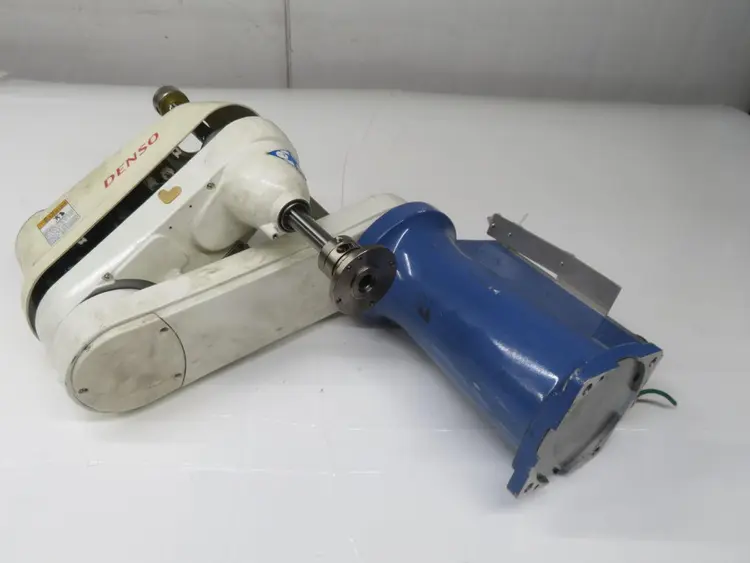 Used 2015 DENSO HS-45552M-UL 410500-1910 4 Robots Texas US | Aucto #1308362