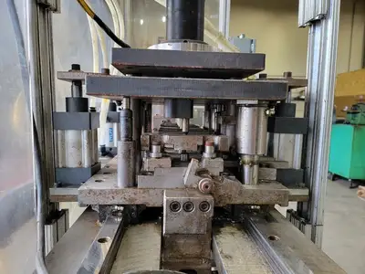 Pneumatic Aluminum Punching Machine 120 V 1-ph