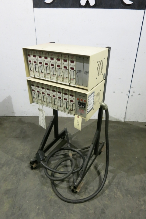 Used ITC MF16-170-V2 Temperature Controls | Hunter Plastics #789007