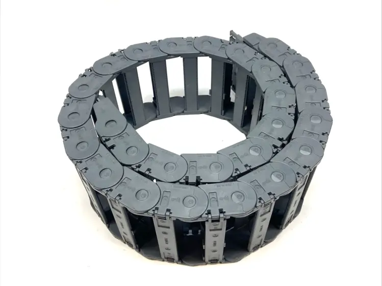 Used igus Cable Carrier Energy Chain 25 LINKS 4FT Misc Electrical & Power Parts Michigan US | Maverick Industrial Sales #1454388