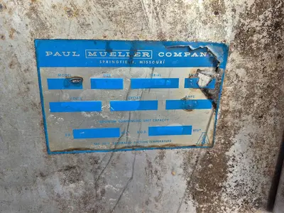 Paul Mueller Horizontal 2000 Gallon Tank
