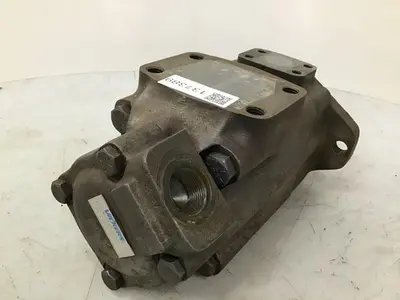 USED VICKERS 3525V38E17 86CC22 LH