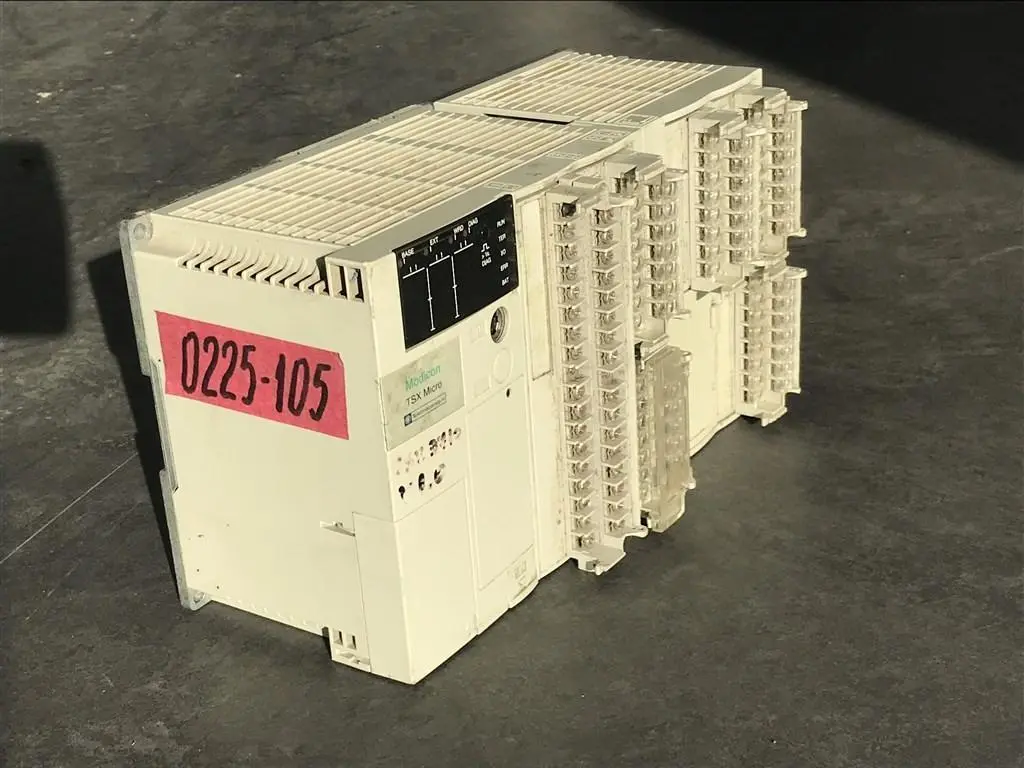 USED TELEMECANIQUE MODICON TSX 3721000