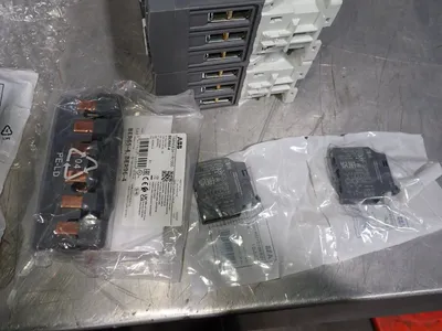 New | in-Stock ABB AF40300011 PLC Contactors Ohio US | HGR 24 #786941