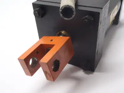 Used PARKER PNEUMATIC AIR CYLINDER 250 PSI Pneumatic Cylinders | Maverick Industrial Sales #1110327