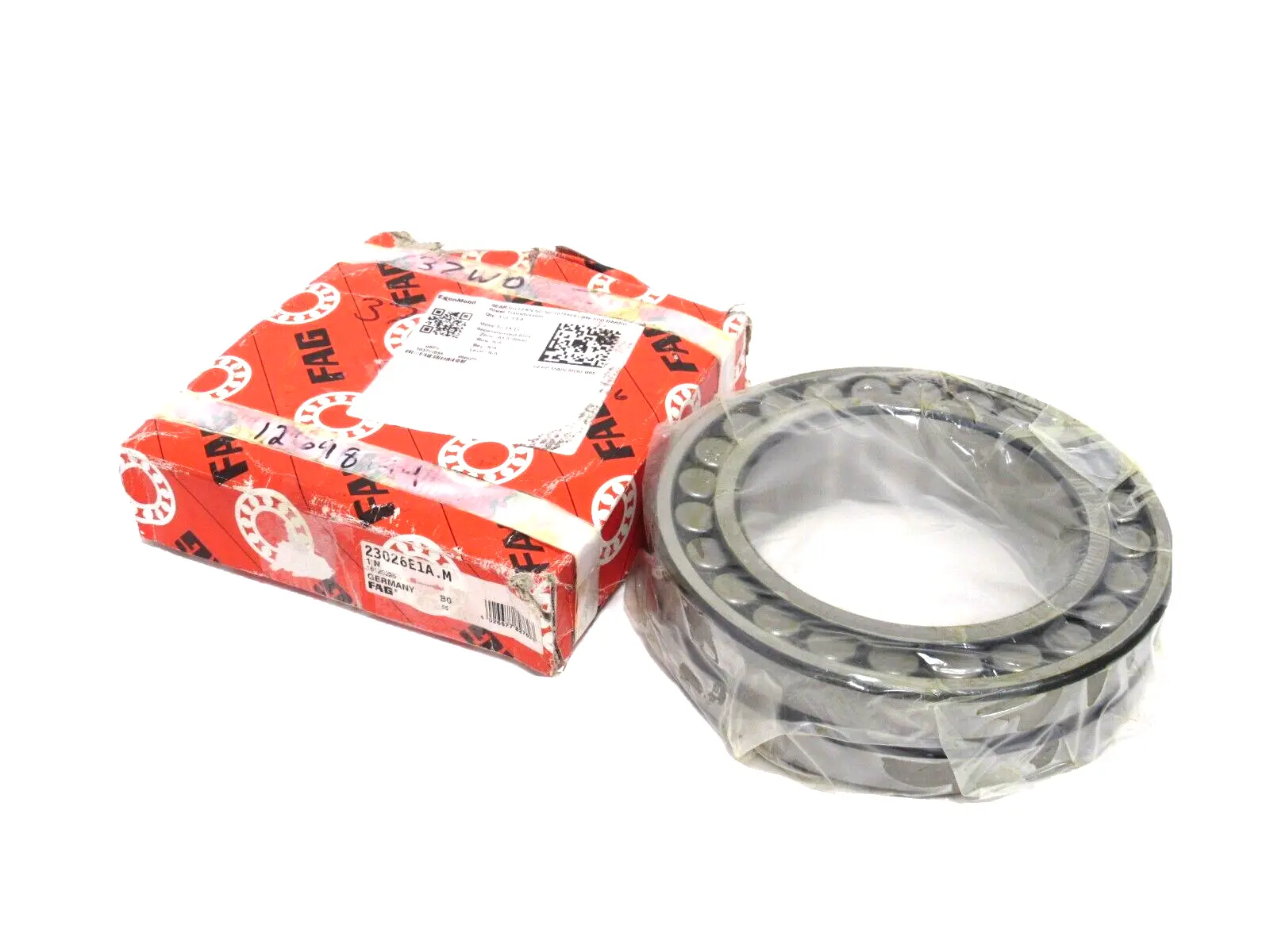 NEW FAG 23026E1A.M ROLLER BEARING 23026E1AM