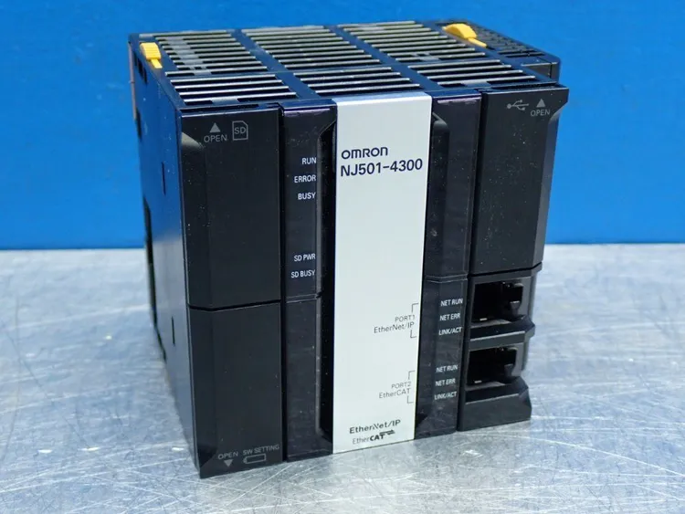 Used OMRON NJ3011200 Programmable Logic Controllers Ohio US | HGR 24 #728127