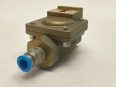 Used Festo Pneumatic Solenoid Valve 161725 Solenoid Valves Michigan US | Maverick Industrial Sales #1391750