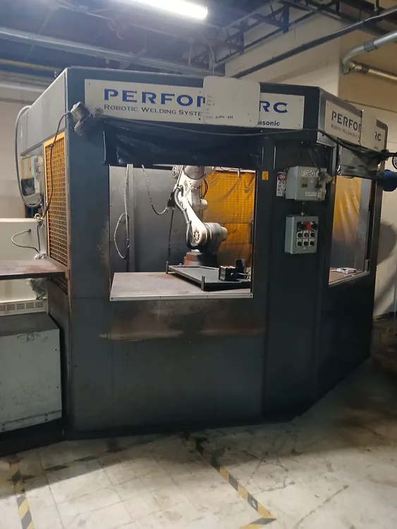 Used Panasonic PreformArc Welding Cell Single Robot Cell with 2 tables Robotic Welding Cells Ontario CA | ACES Robotics Ltd #923289
