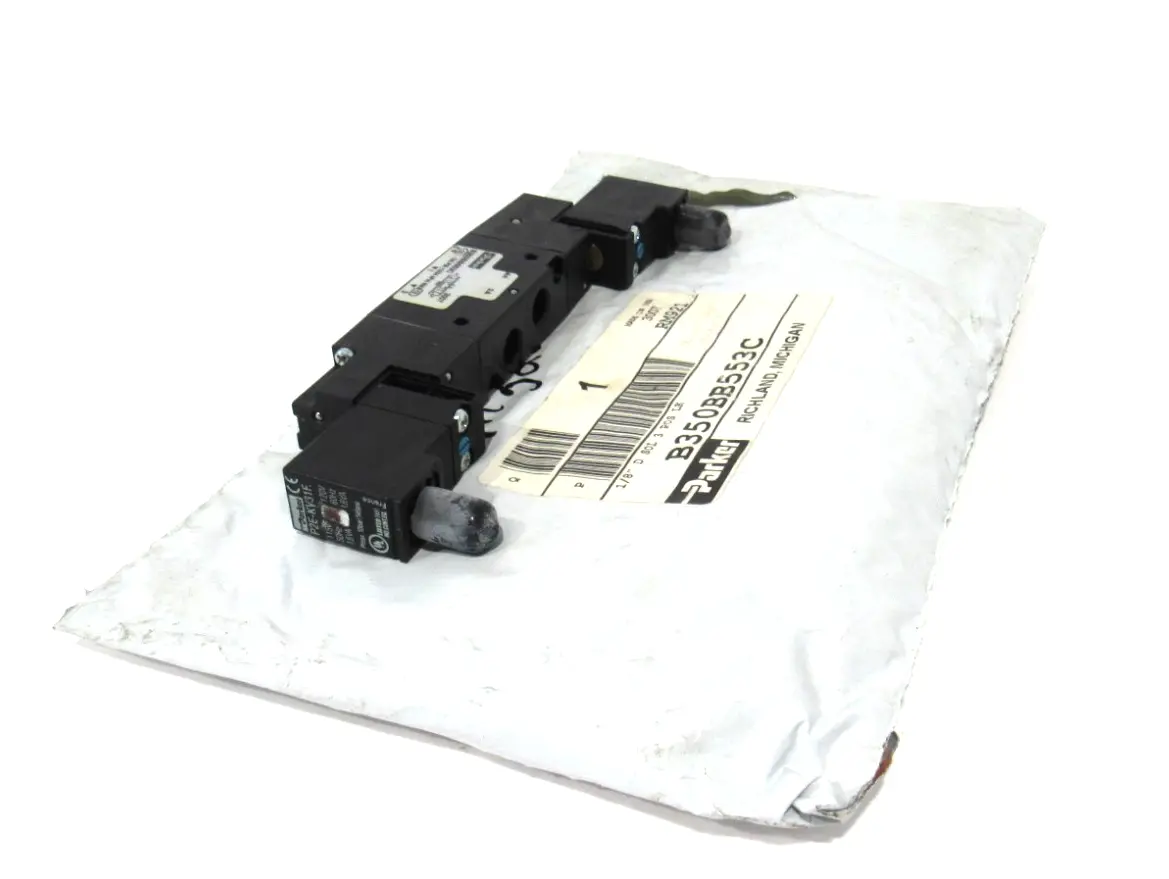 NEW PARKER B350BB553C SOLENOID VALVE 1/8"