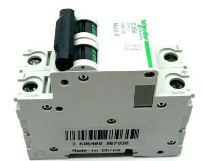 NEW BOX OF 6 SCHNEIDER ELECTRIC MGN61533 CIRCUIT BREAKER C60H-DC 25A
