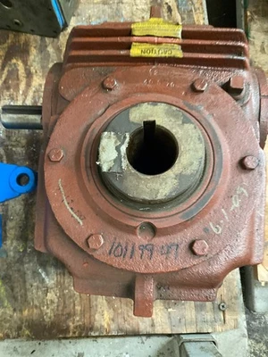 NEW Cone Drive SHV40A105-Y7A