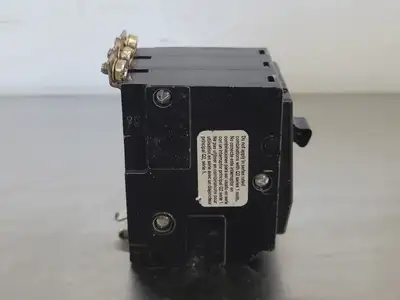 Used SQUARE D QOB330 Switchgears British Columbia CA | Lenmark #241967
