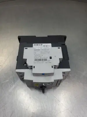 Siemens 3RV10314FB10 SIRIUS Contactor w/3RV19211M Module. 4D51