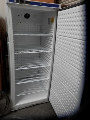 Used VWR _UNKNOWN_ Lab Refrigerators California US | Biotech Equipment Sales #1464799