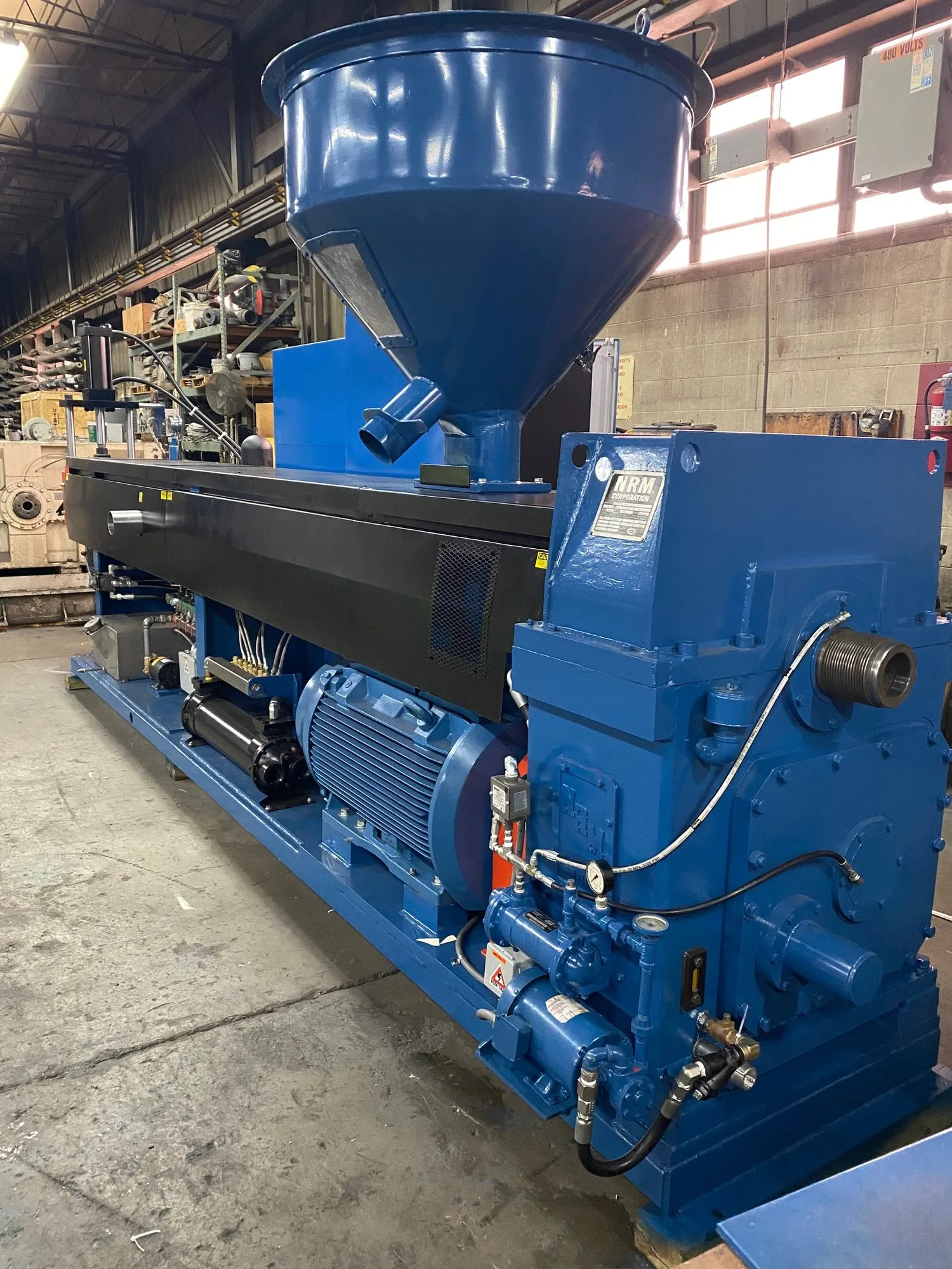 6″ NRM Rebuilt Extruder w/New 400 HP AC motor & Dr. 30:1 – Vented