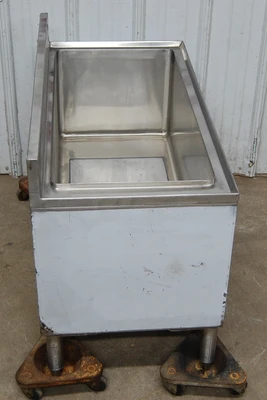 142-1112 BK Resources 36 Inch Underbar Ice  Bin w 8 Circuit Cold Plate