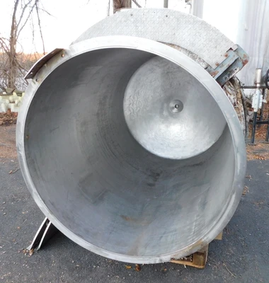 USED 600 GALLON JACKETED TANK 600 GALLON