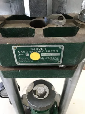 Carver Bench Top Class C 28000-555 Laboratory Hydraulic Press