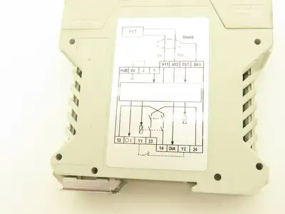 Euchner CES-AZ-AES-01B Evaluation Unit Safety Relay 2 Output 24VDC Din Mount