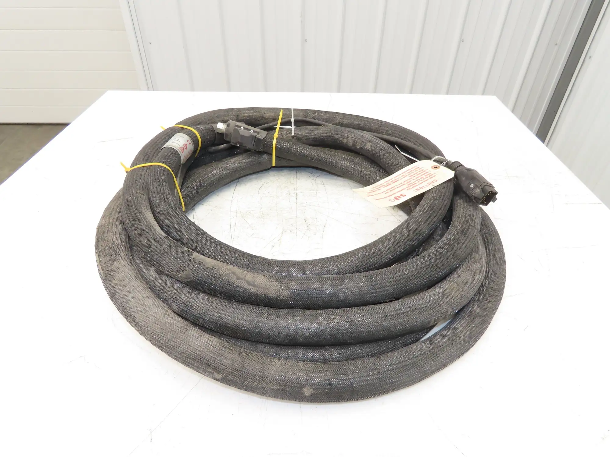 Valco Melton Hot Melt Hose Adhesive Dispensing Glue Gun Heating 32' 10m