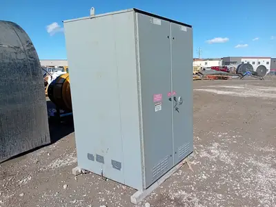 13.8kV 1200 Amp Nema 3 Cabinet with buss bar