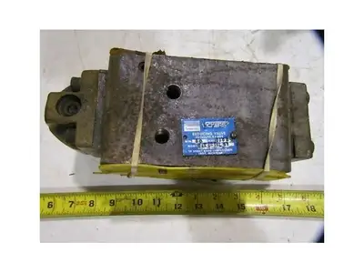 Sperry Vickers DGX 061BL 51 Reducing Valve 80-1000 psi