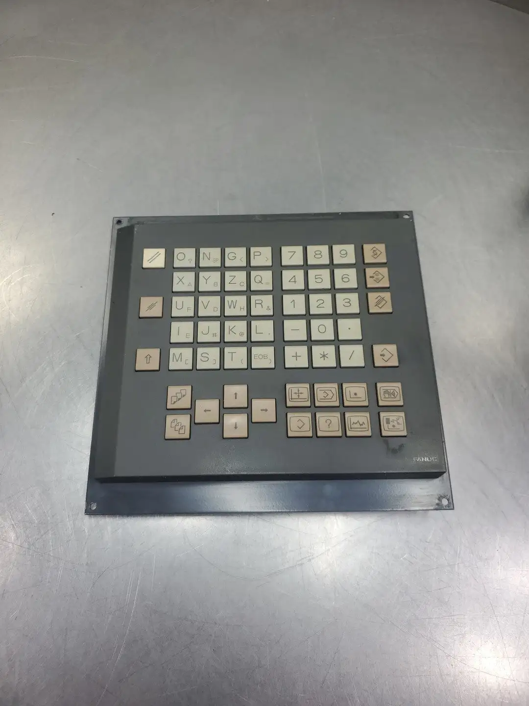 USED FANUC A02B-0236-C125/WBS MDI UNIT