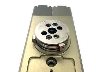 Used SCHUNK Universal Pneumatic Swivel Unit, 180-Degree Rotation 354220 Rotary Actuators Michigan US | Maverick Industrial Sales #1389741