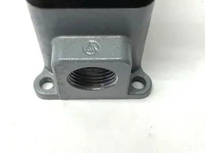 USED WIELAND BASE HOUSING CONNECTOR ENCLOSURE CABLE SIDE ENTRY SIZE 10