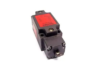 Used EUCHNER Safety Switch Interlock Guard w/ End Roller Switch Parts Michigan US | Maverick Industrial Sales #1410753