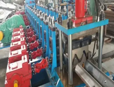 Road Construction Crash Barrier Highway Guardrail Sheet Roll Forming Machine in Suzhou, China