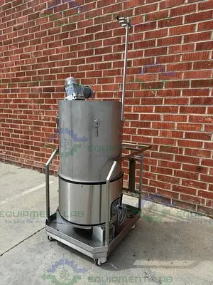 USED HYCLONE STAINLESS STEEL SINGLE USE 250 LITER BIOREACTOR W/ 1/4 HP MOTOR