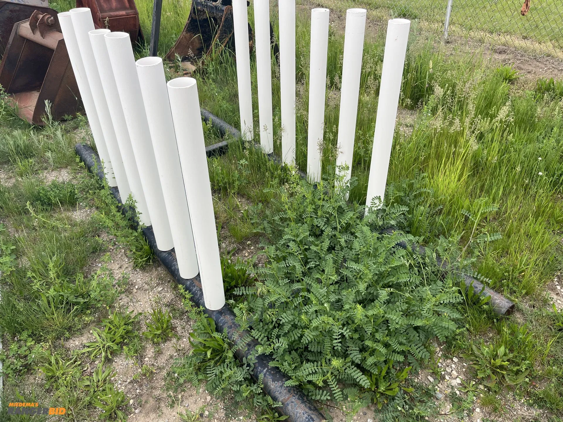 Metal Tailgate Storage Rack