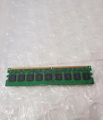 MICRON MT18HTF12872AY-800D1 1GB DDR2 MEMORY