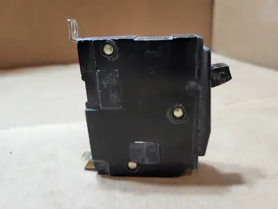 Used SQUARE D QOB120 Switchgears British Columbia CA | Lenmark #1438609