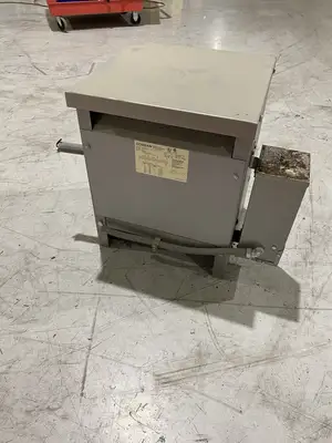 USED DONGAN 3P 15KVA 4480/208~120 WITH DONGAN 85-1045SH 1P 240X480/120/240