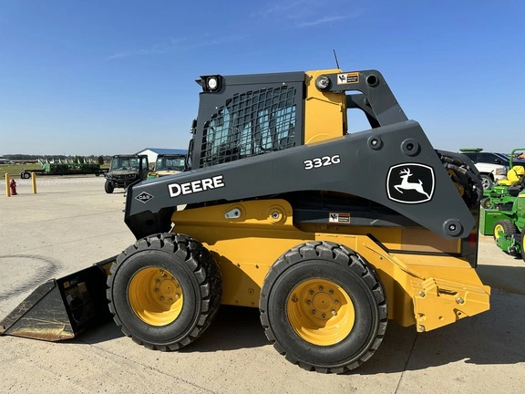 USED 2020 Deere 332G