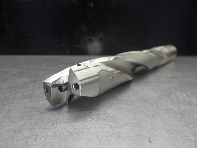 Kennametal .9687" Coolant Thru 7xD Drill 1" Shank KSEM0969R7SS100 (LOC2982B)