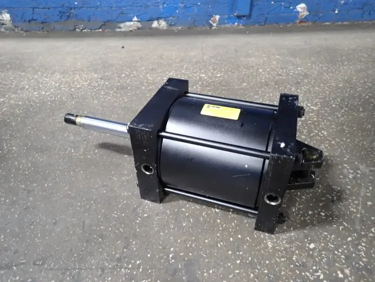 Used 2019 PARKER 8.00CBB2ANLUS14AC7.000 Cylinders | HGR 24 #731347