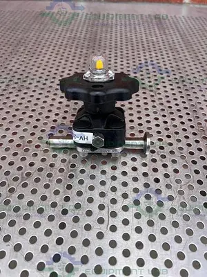 USED ITT PURE FLO .5-316L-RA20MAX DIAPHRAGM VALVE W/ 1/2" SANITARY FITTING