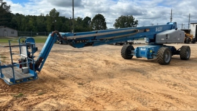 USED 2017 Genie S-125