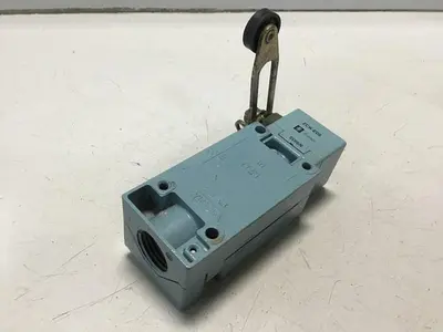 USED TELEMECANIQUE XCK-J-H7