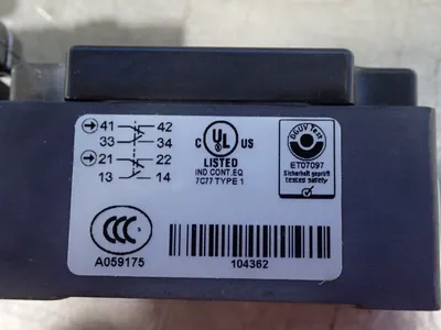 Used EUCHNER 090747 Relays & Switches Ohio US | HGR 24 #907406