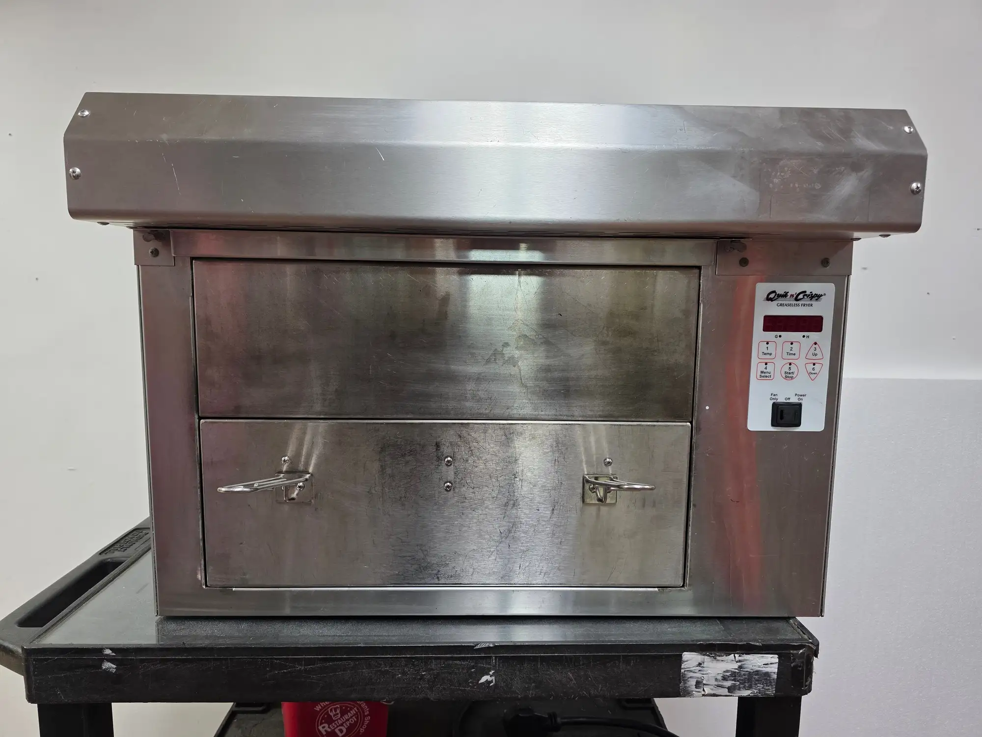 Used Quik n' Crispy Used Quik n' Crispy QC900000 Model GF5 Ventless Greaseless Air Fryer - 208/240V 1PH Cookers / Coolers / Fryers Illinois US | Falcon Restaurant Supply #1373532