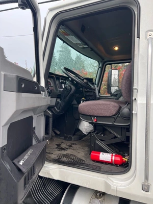 USED 2024 MACK MD